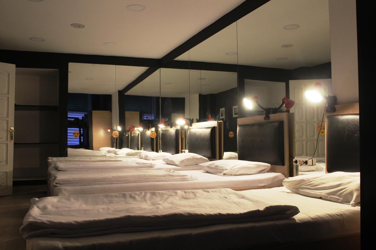 Myhostel บากู ภายนอก รูปภาพ